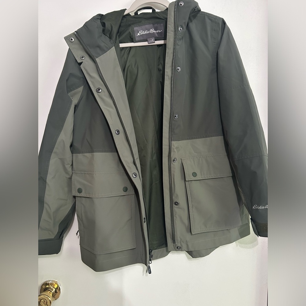 Eddie Bauer Green Hooded Jacket - Picture 3 of 3